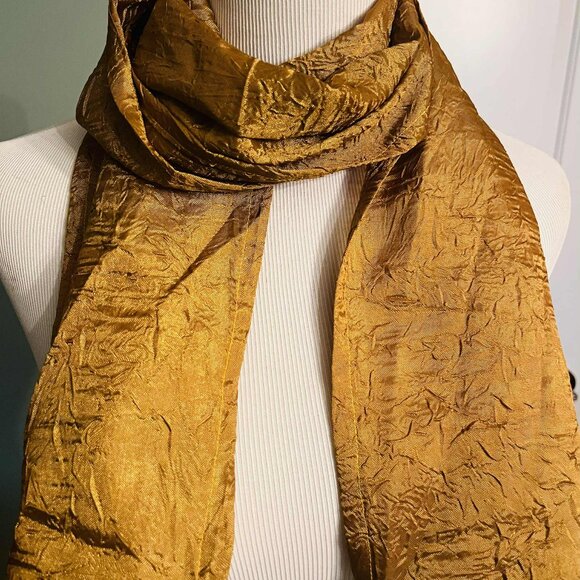 NWT Handmade Gold Textured Scarf by Sana – Elegant Shimmer Design - Picture 5 of 6